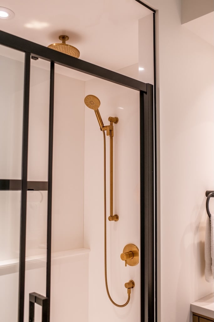 MKP_6931 - Derek VanDolder